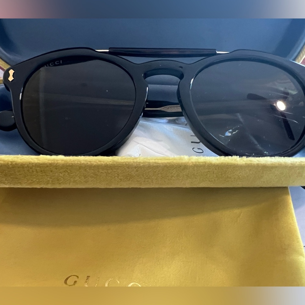 GUCCI SUNGLASSES - Picture 6 of 13
